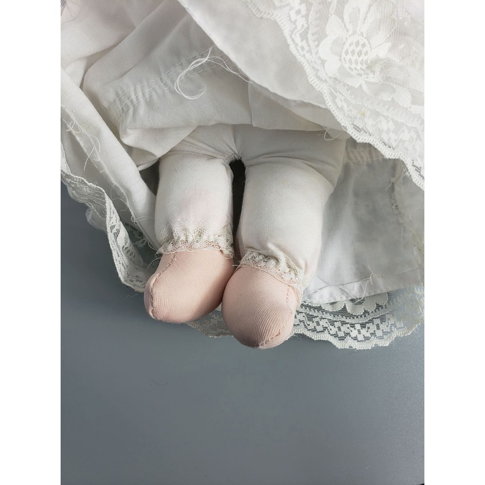 Vintage Artmark Musical Moving Baby Doll with Lace Bassinet